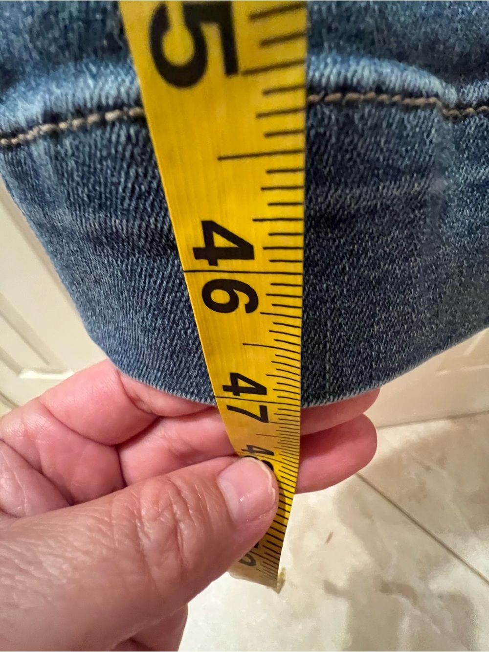 High-Waist Wide-Leg Women's Jeans in Dark Blue - Picture 14 of 15